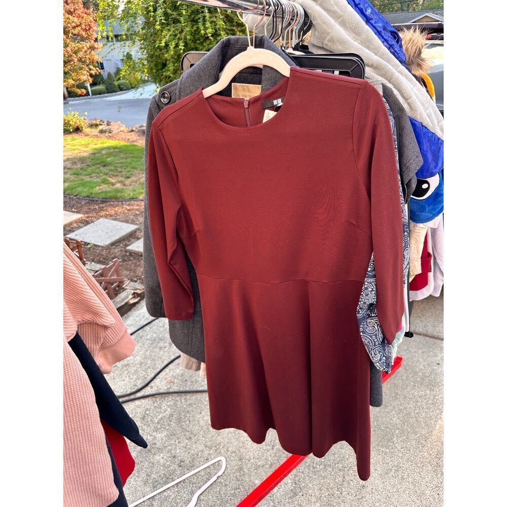 NWT Uniqlo Burgandy Red Midi Dress 3/4 Sleeves w/ Back Zip sz M